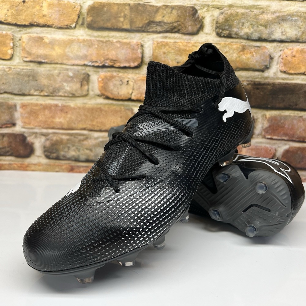 Puma Future 7 Match Black White FG/AG Football Cleats Men's Size 8 107715-02